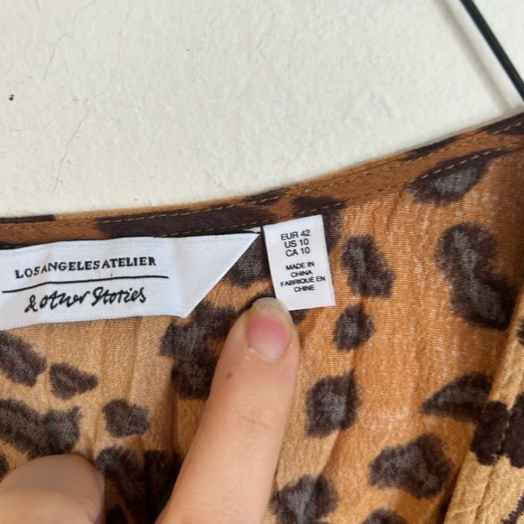 & Other Stories Leopard Midi Wrap Dress - Picture 5 of 9
